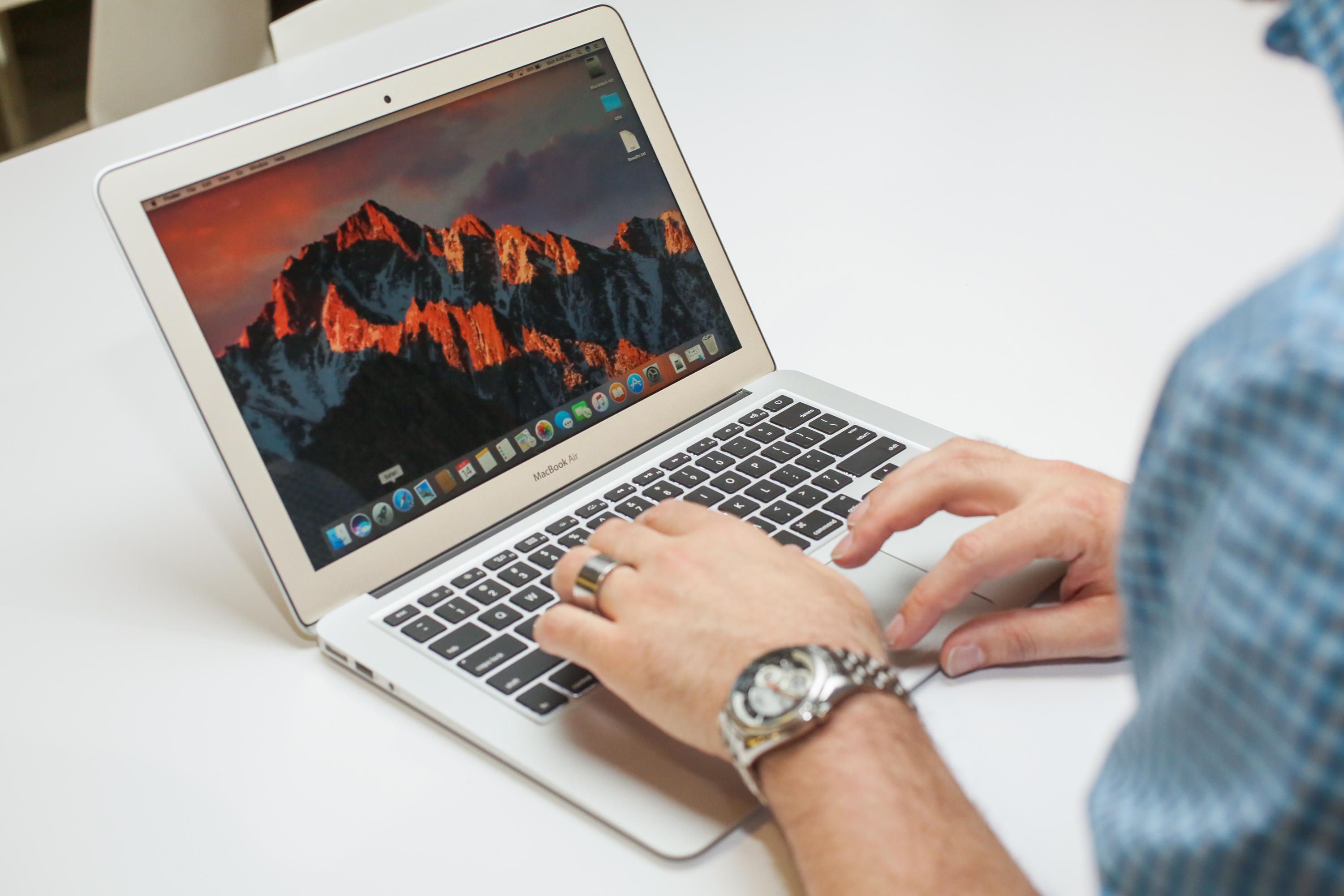 موردة لشركة آبل تستعد لإنتاج MacBook Air الجديد إستعدادًا لإطلاقه هذا العام