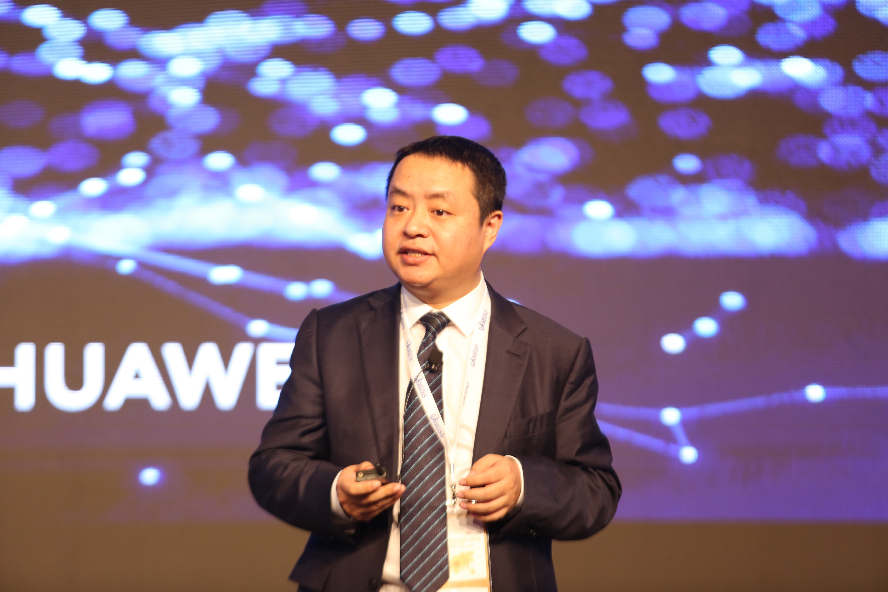 وانغ سو، نائب رئيس مجموعة أعمال هواوي كارير لشبكات الاتصالات في الشرق الأوسط