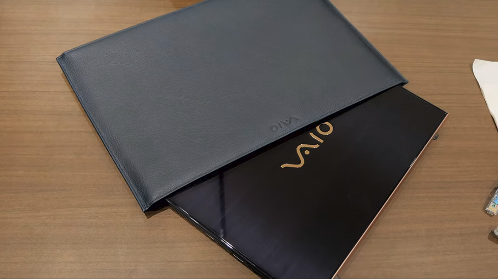 Vaio تكشف عن حاسب فريد من نوعه