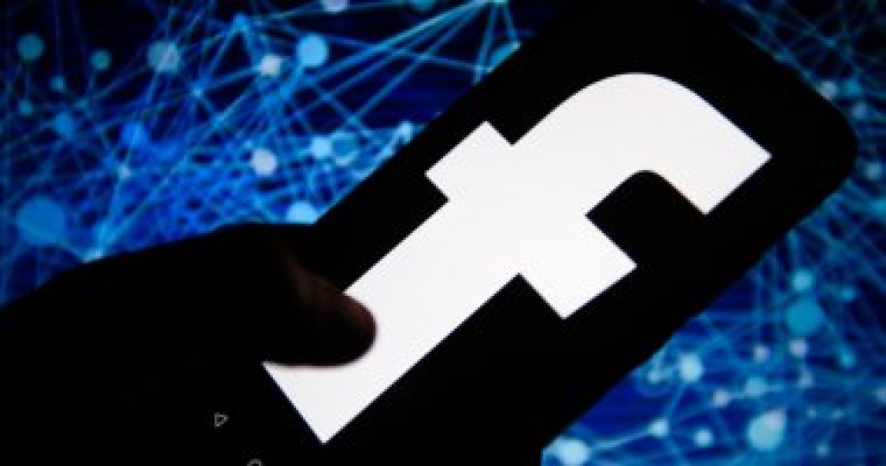 خبير تكنولوجى: مشاكل فيس بوك مع الحكومات بدأت التأثير داخليا على الشركة