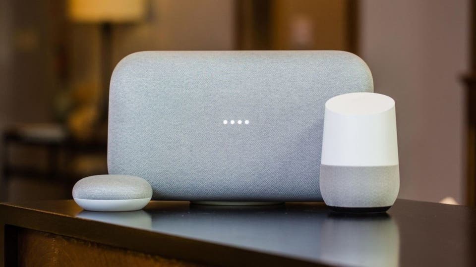 تقرير: متعاقدون مع غوغل يستمعون "سراً" لتسجيلات Google Home