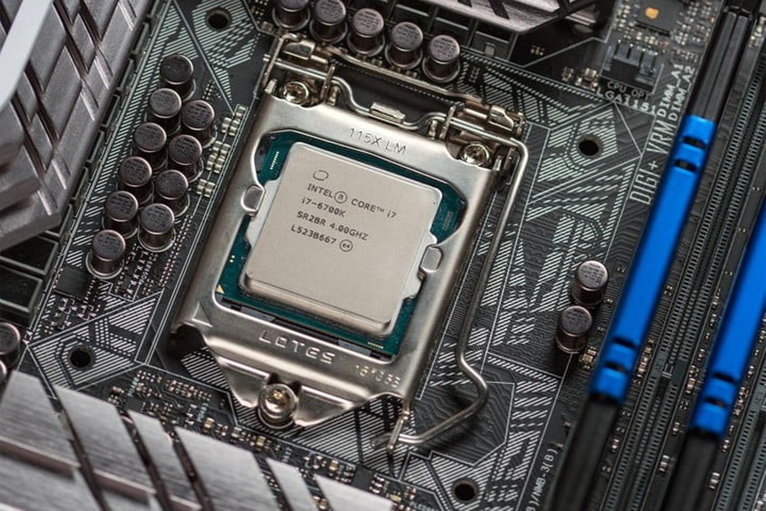 الجيل العاشر من معالجات Intel للحواسيب المكتبية ستكون أفضل في تعدد المهام