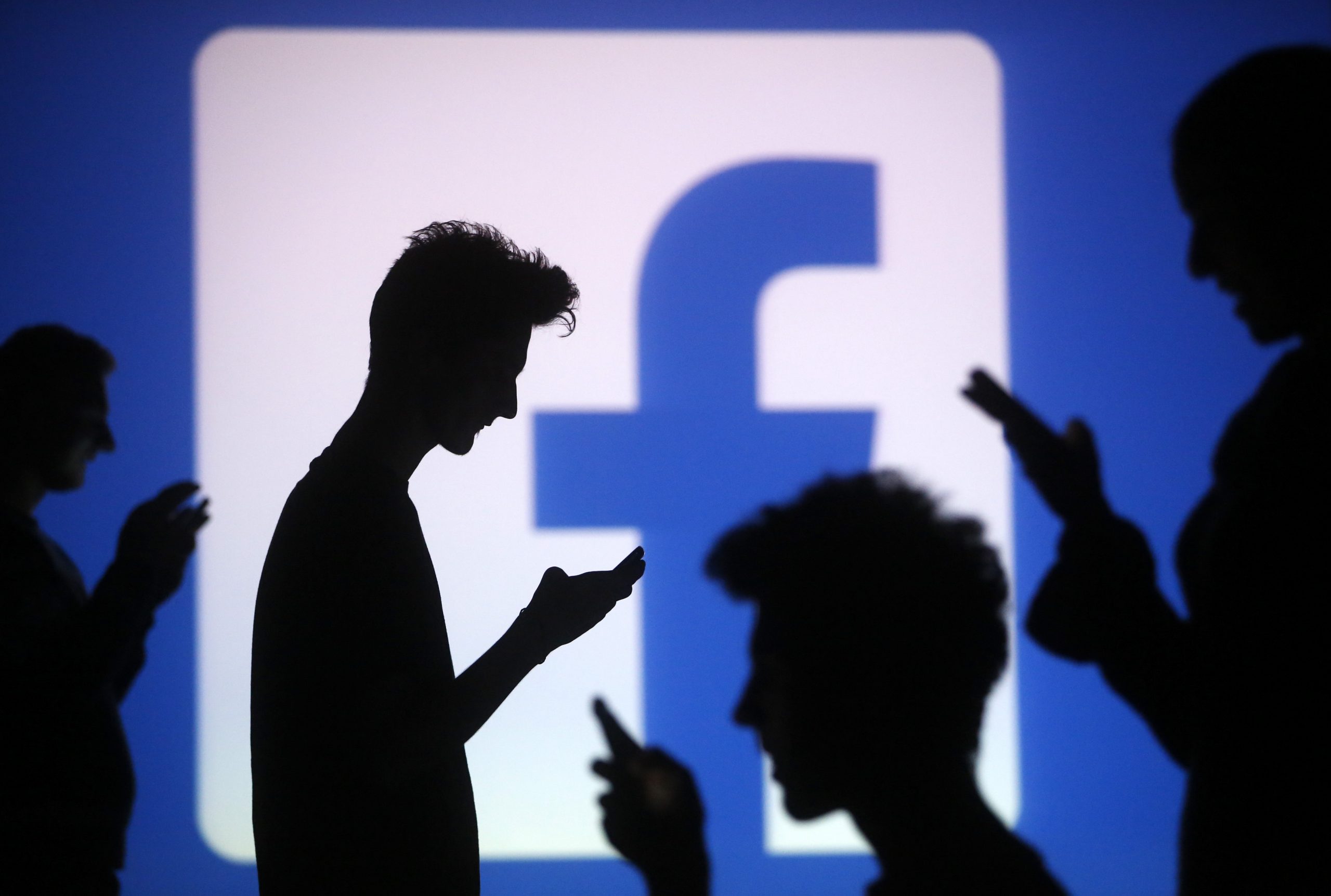 فيسبوك تقدم نصائح لمستخدمي شبكتها لإتخاذ القرارات الصحيحة بشأن الخصوصية