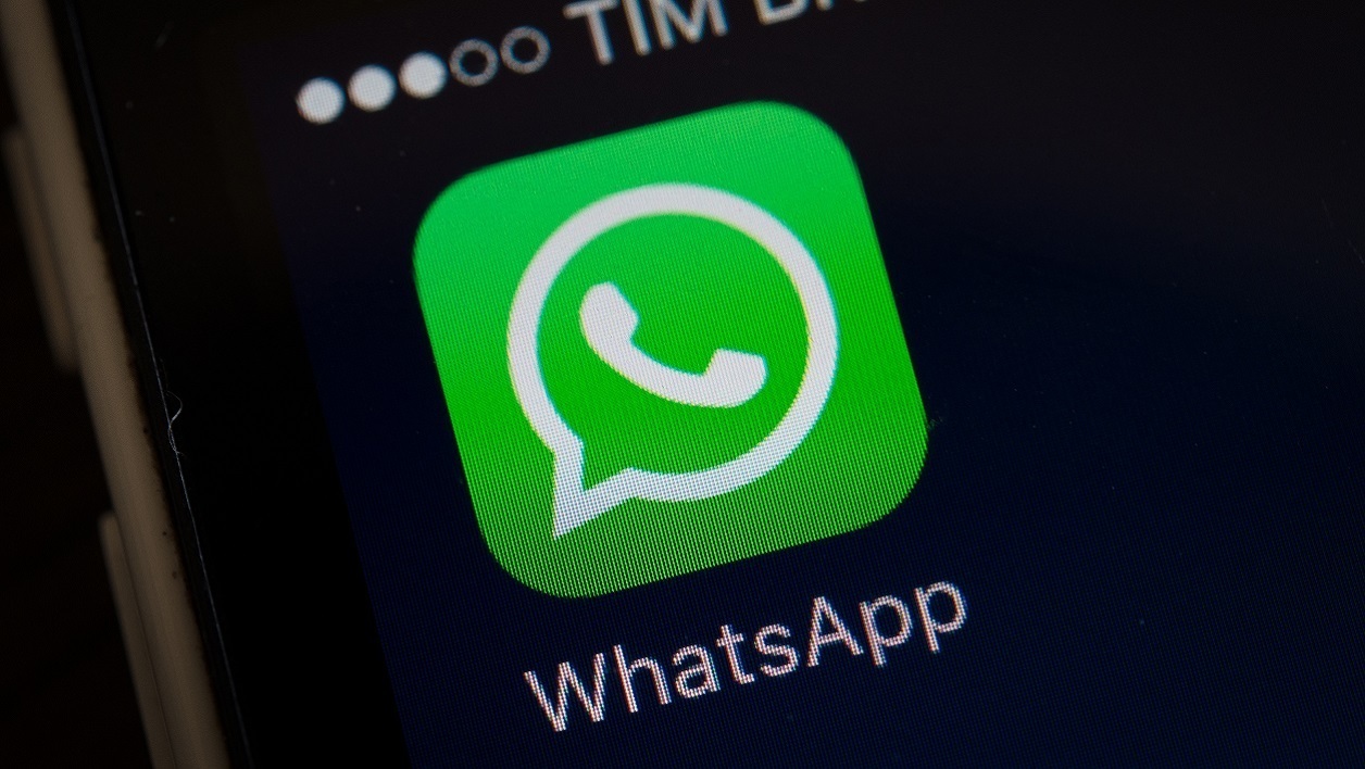 الفيسبوك لا تزال تخطط لعرض الإعلانات في تطبيق WhatsApp