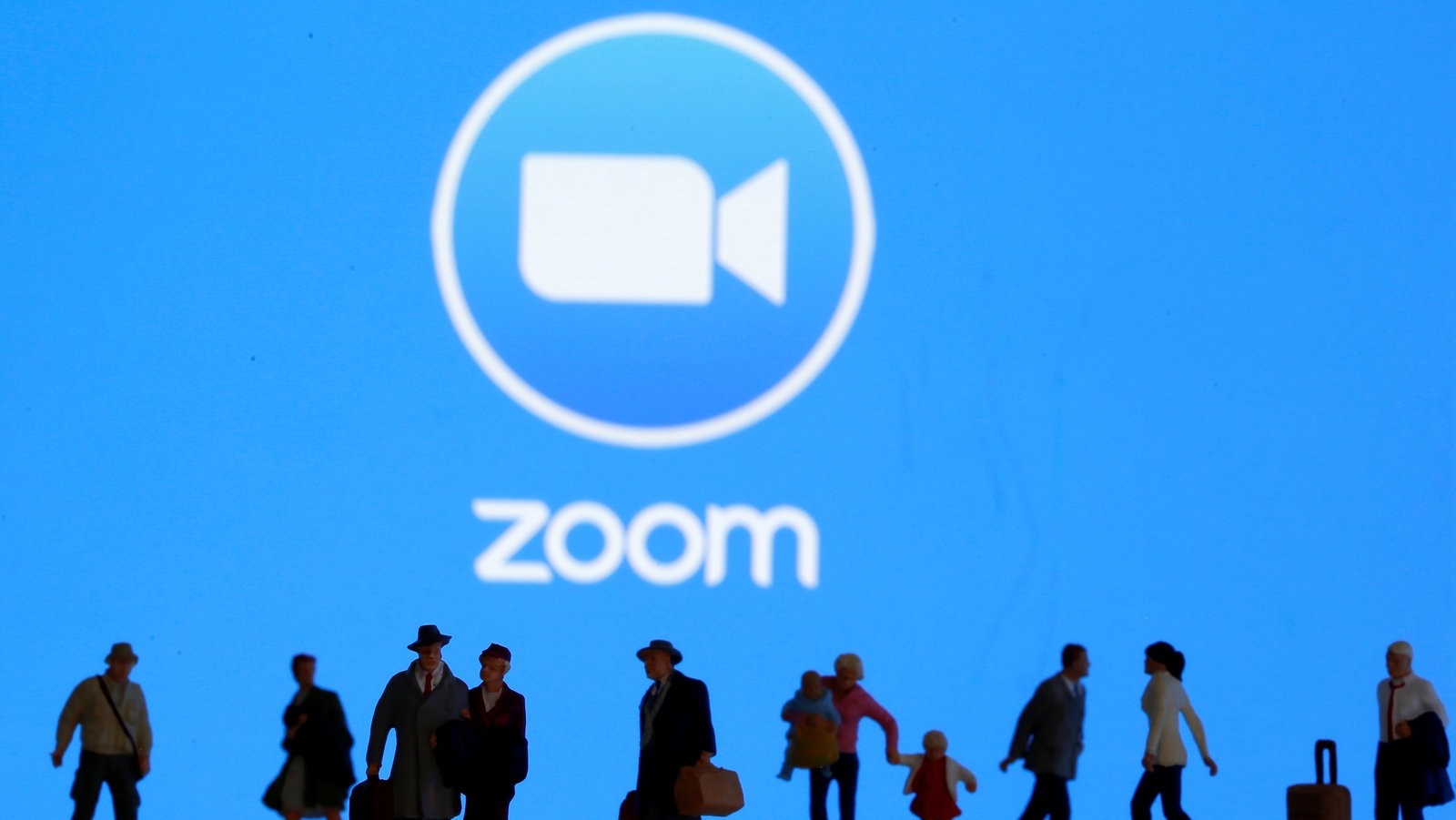 تطبيق مؤتمرات الفيديو Zoom يتفوق على الجميع