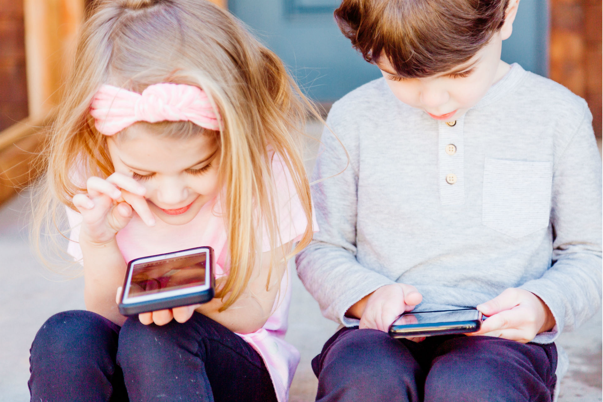 كل ما تحتاج معرفته عن تطبيق Messenger Kids الموجه للأطفال