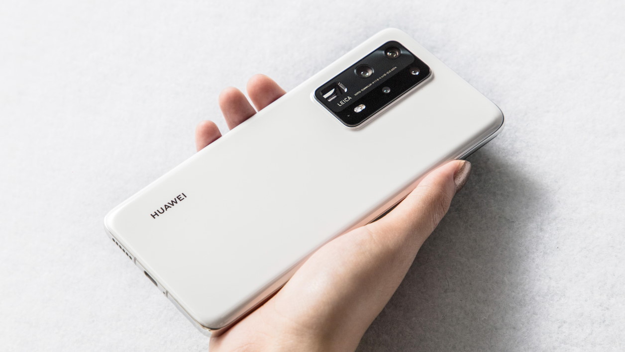 الطبقة الواقية لشاشة الهاتف Huawei Mate 40 Pro تكشف عن أولى التفاصيل