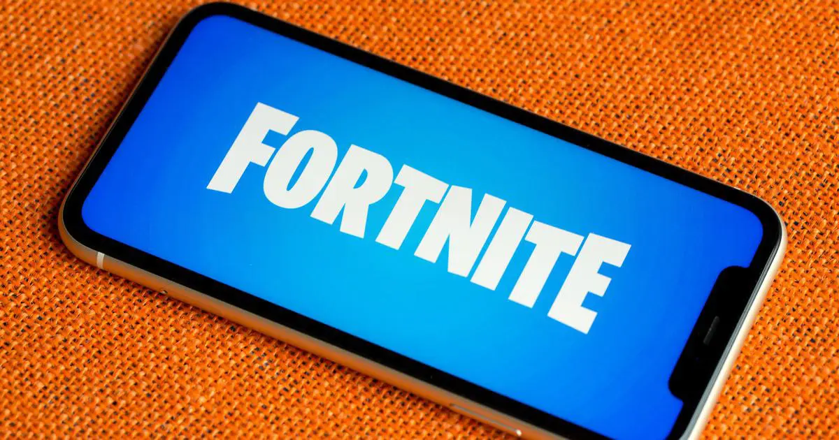 التحديث إلى iOS 14 قد يزيل Fortnite من هاتف آيفون