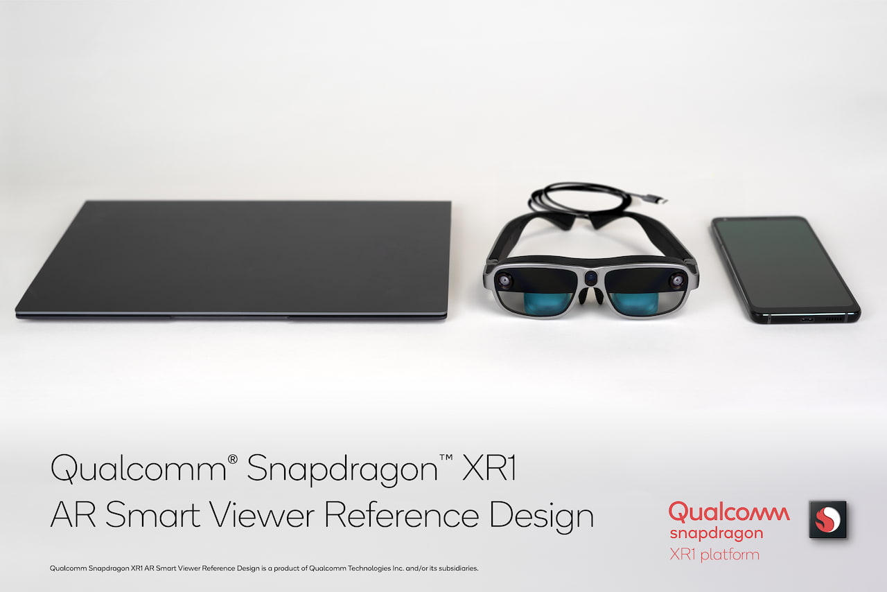 XR1 AR Smart Viewer يتيح لك تثبيت الشاشات الافتراضية على جدرانك