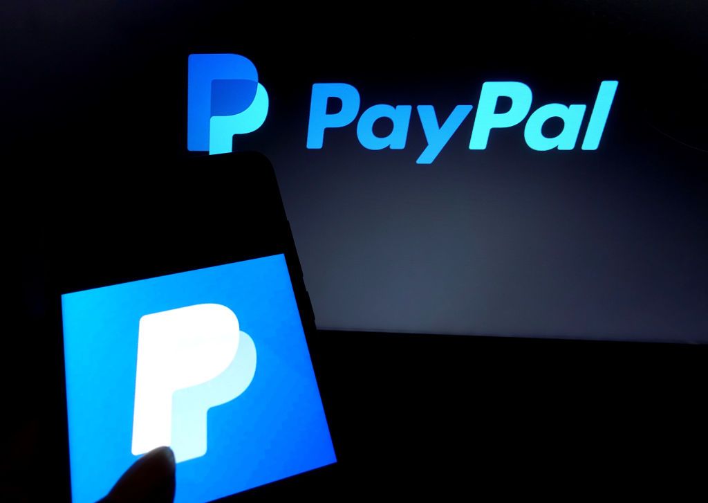 PayPal تطلق خدمة الدفع بالعملات المشفرة