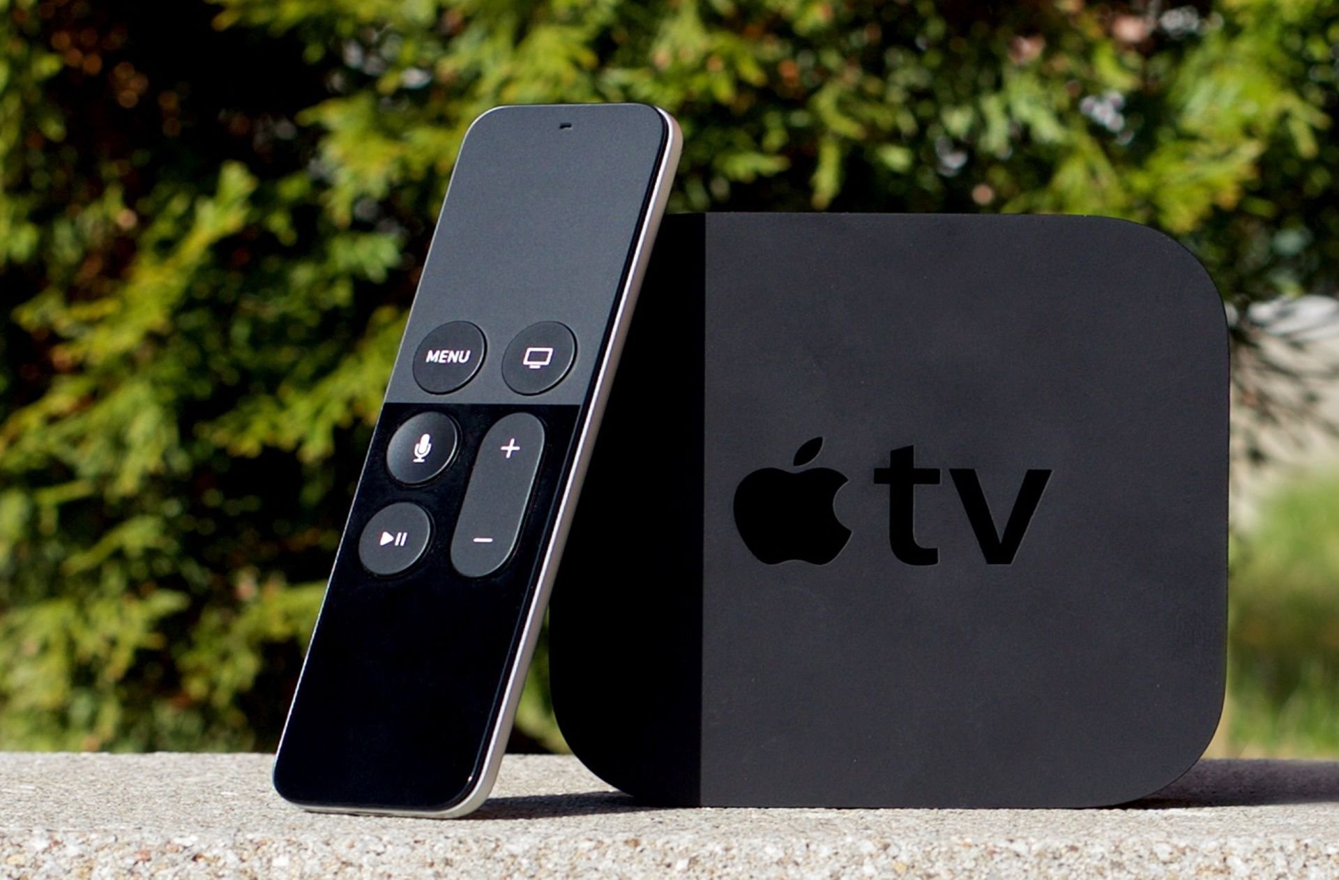 آبل تطور جهاز Apple TV مزودًا بكاميرا ومكبر صوت