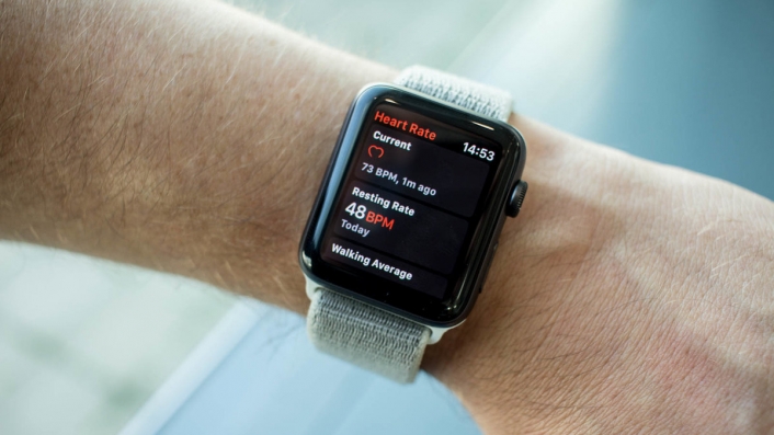 Apple Watch 3 أصبحت مشكلة لشركة آبل