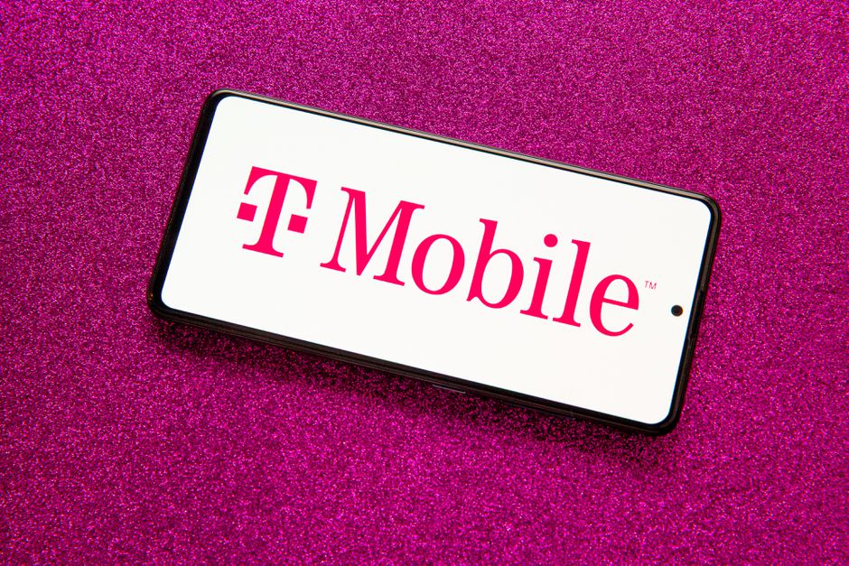 T-Mobile تتعرض لهجوم إلكتروني جديد يتضمن معلومات العملاء وبطاقات SIM