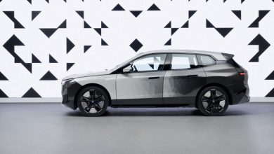 BMW تكشف عن سيارة يمكنها تغيير لونها