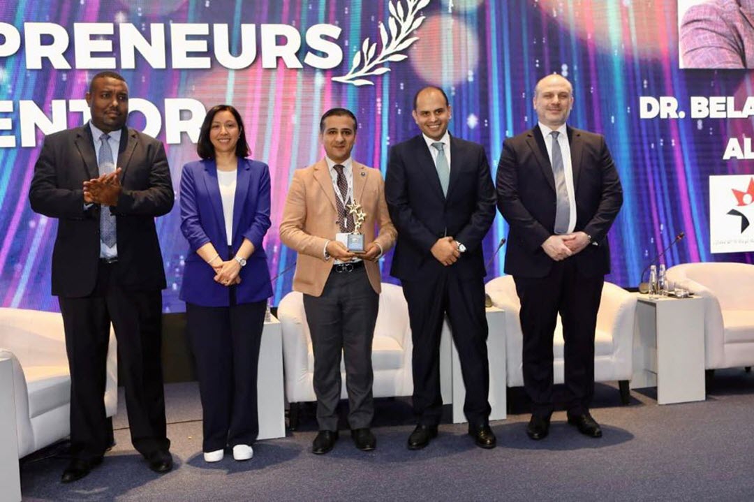 جائزة أفضل مرشد لروّاد الأعمال بالعالم العربي للدكتور بلال الوادي
