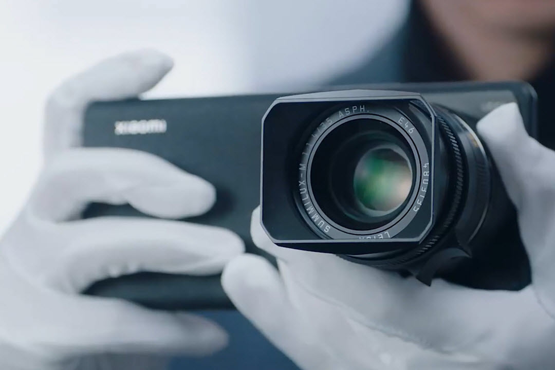 شاومي تكشف عن نموذج Xiaomi 12S Ultra وكأنه كاميرا احترافية