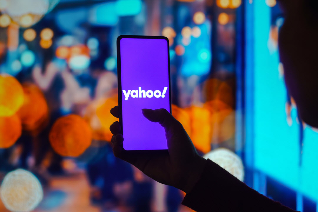 شركة Yahoo تنضم إلى قائمة الشركات التي تعتزم تسريح الموظفين