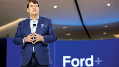 رئيس شركة فورد يكشف العائق الحقيقي أمام التحول نحو السيارات الكهربائية