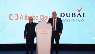 علي بابا كلاود توقع اتفاقية تعاون مع دبي القابضة للارتقاء بمركز بياناتها