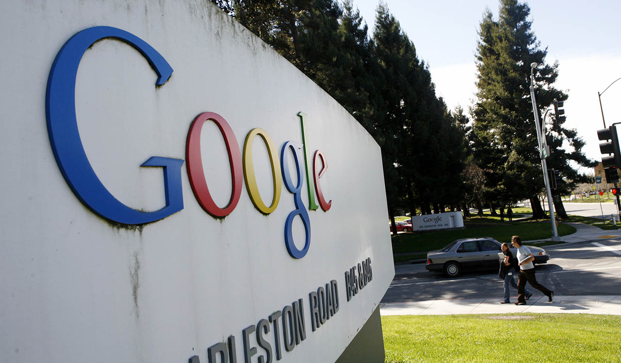 جوجل تناقش استخدام الذكاء الاصطناعي مع مؤسسات إخبارية