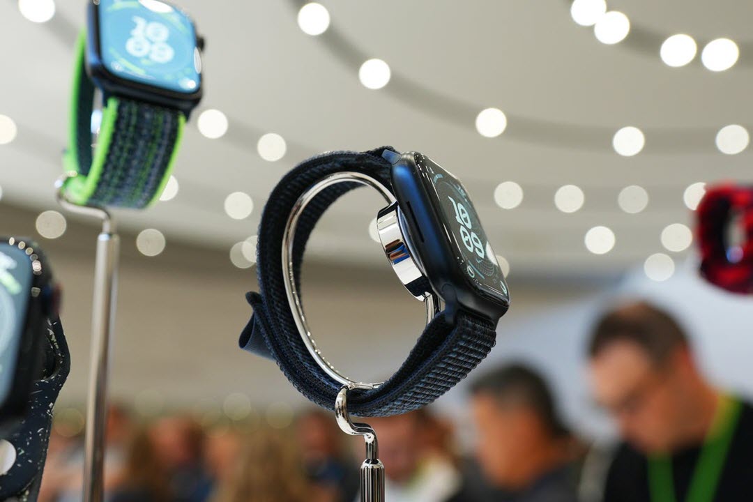 هيئة أمريكية توصي بحظر استيراد بعض نماذج ساعة آبل الذكية