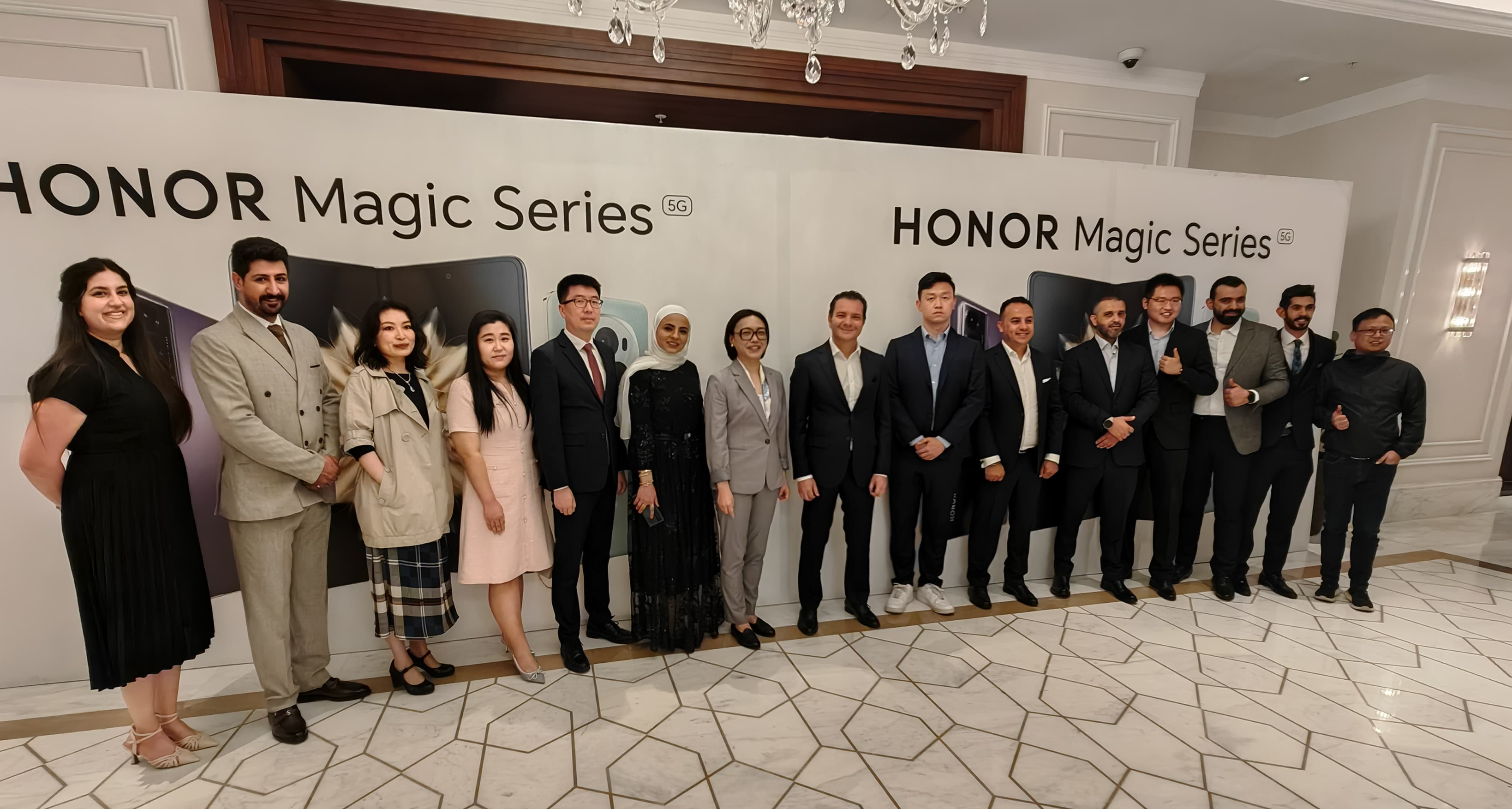 علامة HONOR تعلن عن إطلاق HONOR Magic6 Pro و HONOR Magic V2 من سلسلتها الرائدة في الأردن
