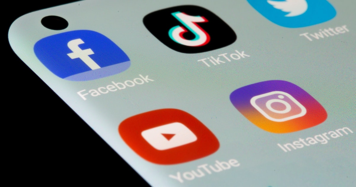 يوتيوب تعزز منافستها لتيك توك بإطلاق أدوات إبداعية جديدة لصناع المحتوى