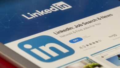 الرئيس التنفيذي لـ LinkedIn أدوات الذكاء الاصطناعي لم تلقَ رواجًا كما توقعنا