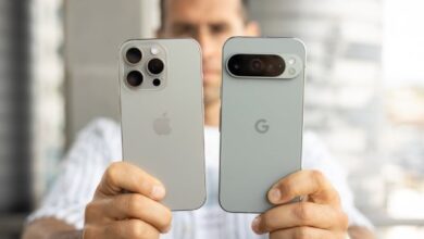 جوجل تسخر من تأخر ميزات Siri وتروّج لهواتف Pixel 10 برسالة لاذعة لمستخدمي آيفون