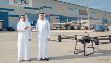 أبوظبي تُطلق أول تجربة لتوصيل الطرود بالطائرات المسيّرة لتعزيز النقل الذكي