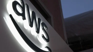 عطل AWS يكشف هشاشة الاقتصاد الرقمي العالمي: خبير يحذر من مخاطر الهيمنة السحابية
