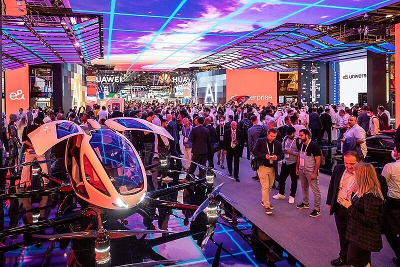 دبي تؤكد ريادتها الرقمية عبر جناح حكومي متكامل في "جيتكس جلوبال 2025"