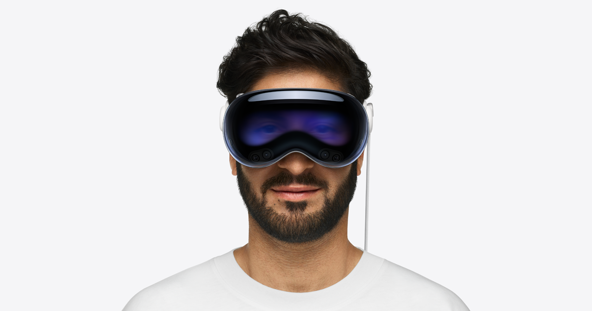 آبل تطوّر نسخة مريحة أكثر من نظارة Vision Pro بتصميم رباط جديد للرأس