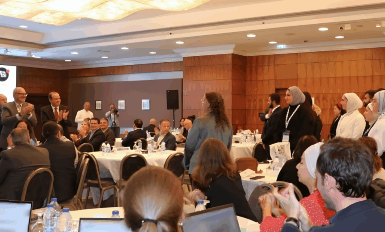 اختتام قمة توظيف الشباب في الشرق الأوسط وشمال أفريقيا 2025 – MENA YES! دعوة لتحويل التحديات إلى فرص ونمو مستدام