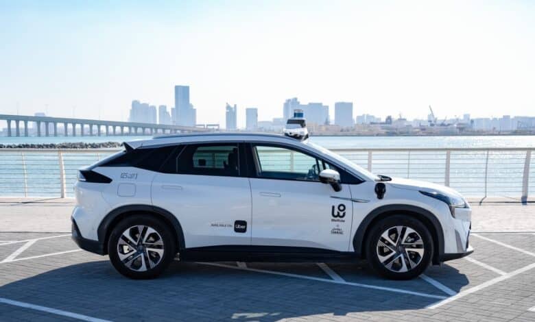 أبوظبي تطلق رسميًا خدمة سيارات الأجرة الذاتية القيادة وتكرّس ريادتها في النقل الذكي