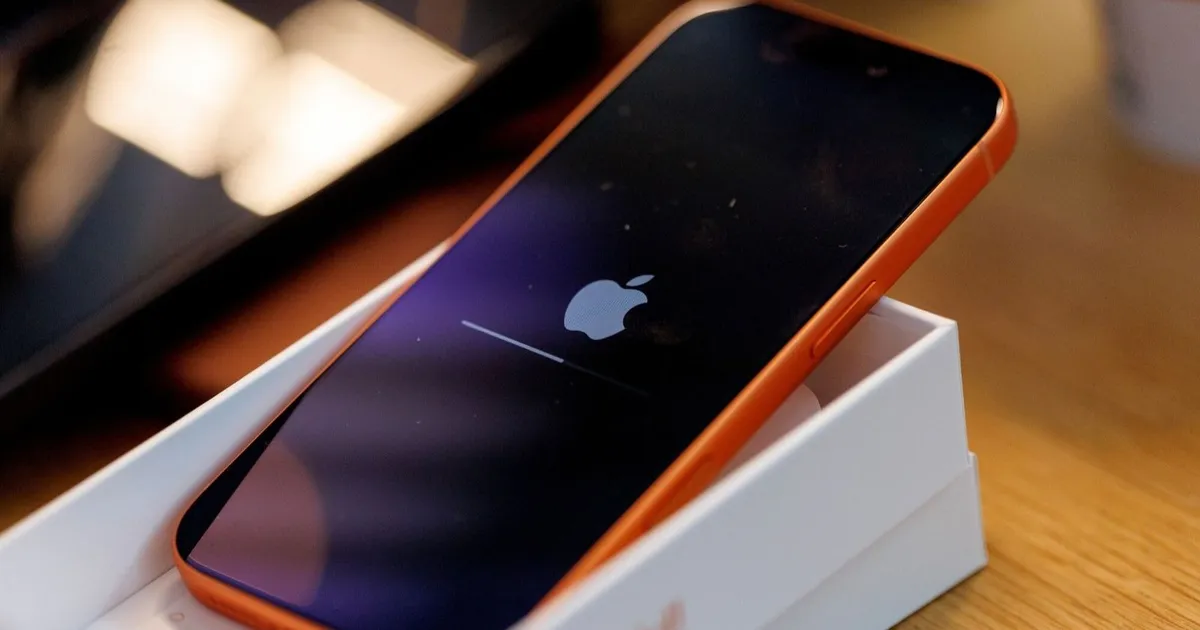 آبل تستعد لإطلاق تحديث iOS 26.1.. مزايا جديدة وتحسينات ذكية في واجهة النظام