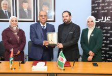 جامعة البترا ومنصة “تك عربي” توقّعان مذكرة تفاھم لتعزیز التعاون في مجالات التكنولوجیا والإعلام