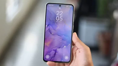 سامسونغ تدرس كسر تقليد الشاشات في الفئة المتوسطة: Galaxy A57 قد يعتمد موردين خارجيين