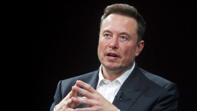 إيلون ماسك يطالب بتعويضات تصل إلى 134 مليار دولار من OpenAI ومايكروسوفت